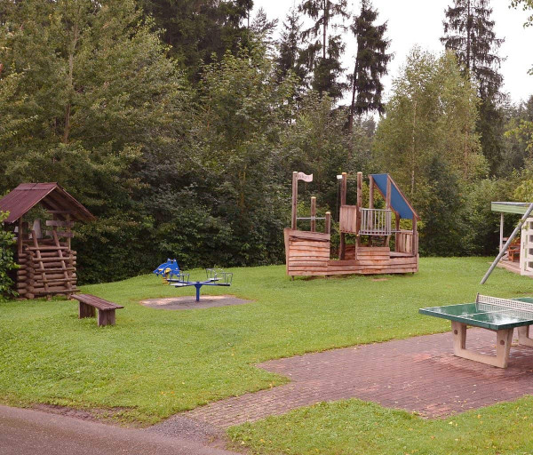 Spielplatz & Familie